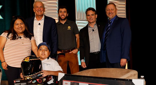 Visit NASCAR champions, fans raise more than $40,000 for Phoenix Children’s     page