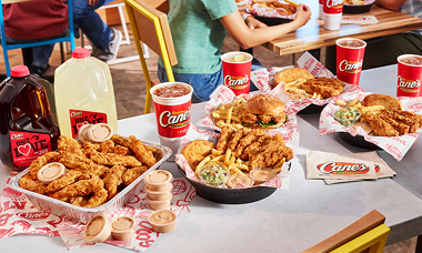 RAISING CANE'S Website